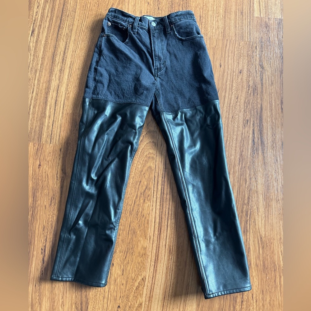 Abercrombie & Fitch Two-Tone Black Cropped Jeans